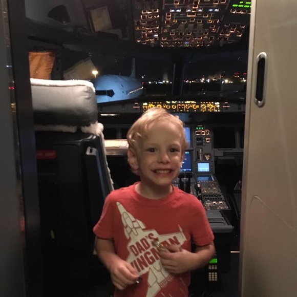 Meet your Posher, Peggy - Picture 8 of 9